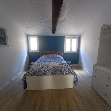 Bienvenue A Figeac Apartment Bagian luar foto